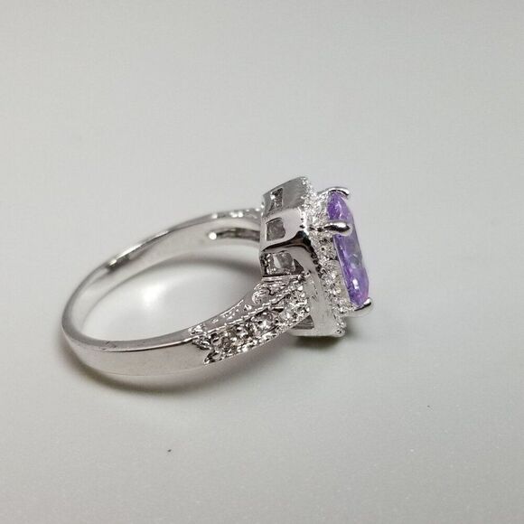 Vintage Sparkly Purple Rhinestone Ring, Silver Tone Size 9 Band, Emerald Shape - Picture 6 of 9